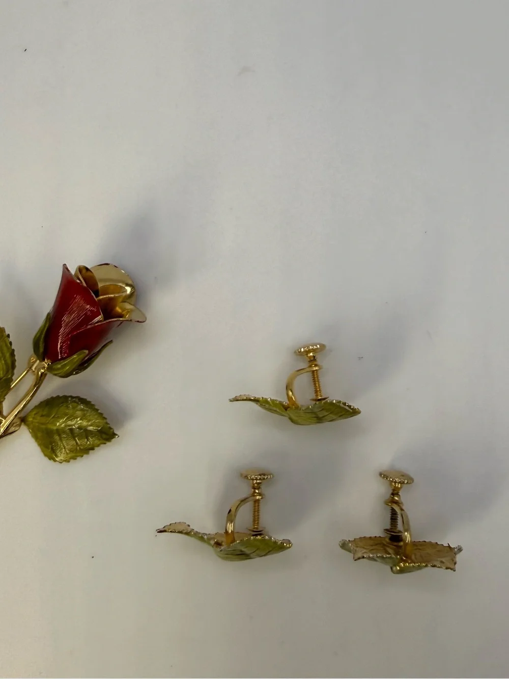 Vintage Red Rose Brooch & Matching Leaf Clip Earrings Gold Tone Floral Set